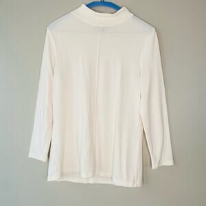Banana Republic off white mock neck long sleeve top (Medium)